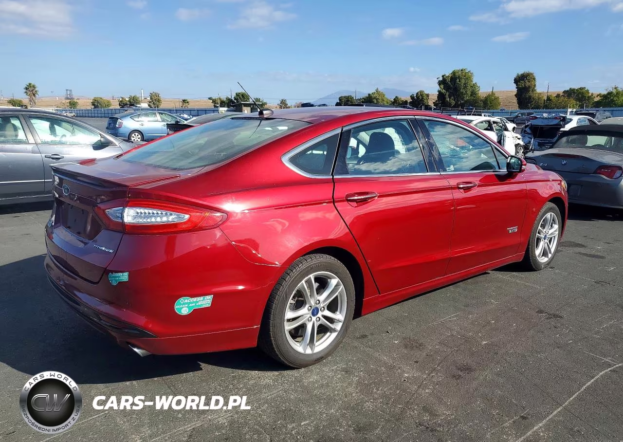 2016 Ford Fusion Titanium Phev VIN:3FA6P0SU8GR195951 - 3