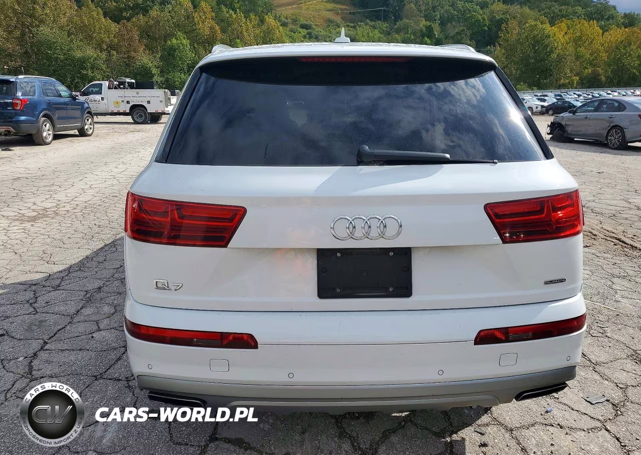 2018 Audi Q7 Premium Plus VIN:WA1LHAF78JD039732 - 6