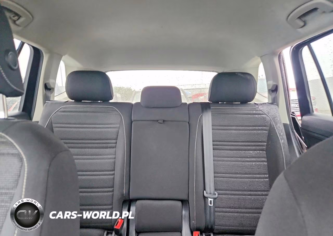 2023 Volkswagen Tiguan S VIN:3VVRB7AX3PM120244 - 10