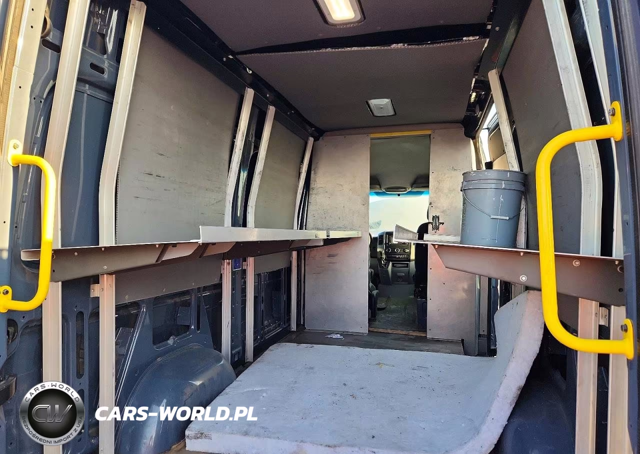 2018 Mercedes-Benz Sprinter 2500 VIN:WD3PE7CD9JP633803 - 10
