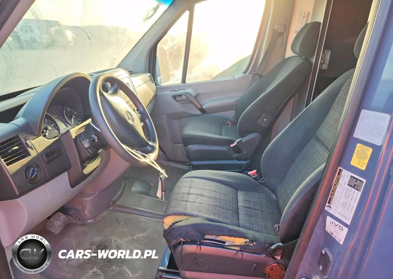 2018 Mercedes-Benz Sprinter 2500 VIN:WD3PE7CD9JP633803 - 7