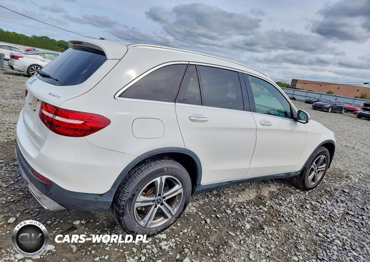 2019 Mercedes-Benz Glc 300 4Matic VIN:WDC0G4KB1KV184656 - 3
