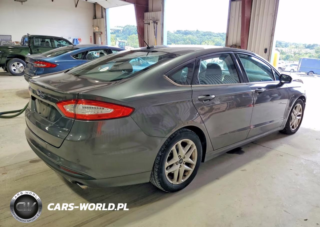 2015 Ford Fusion Se VIN:3FA6P0H75FR228310 - 3