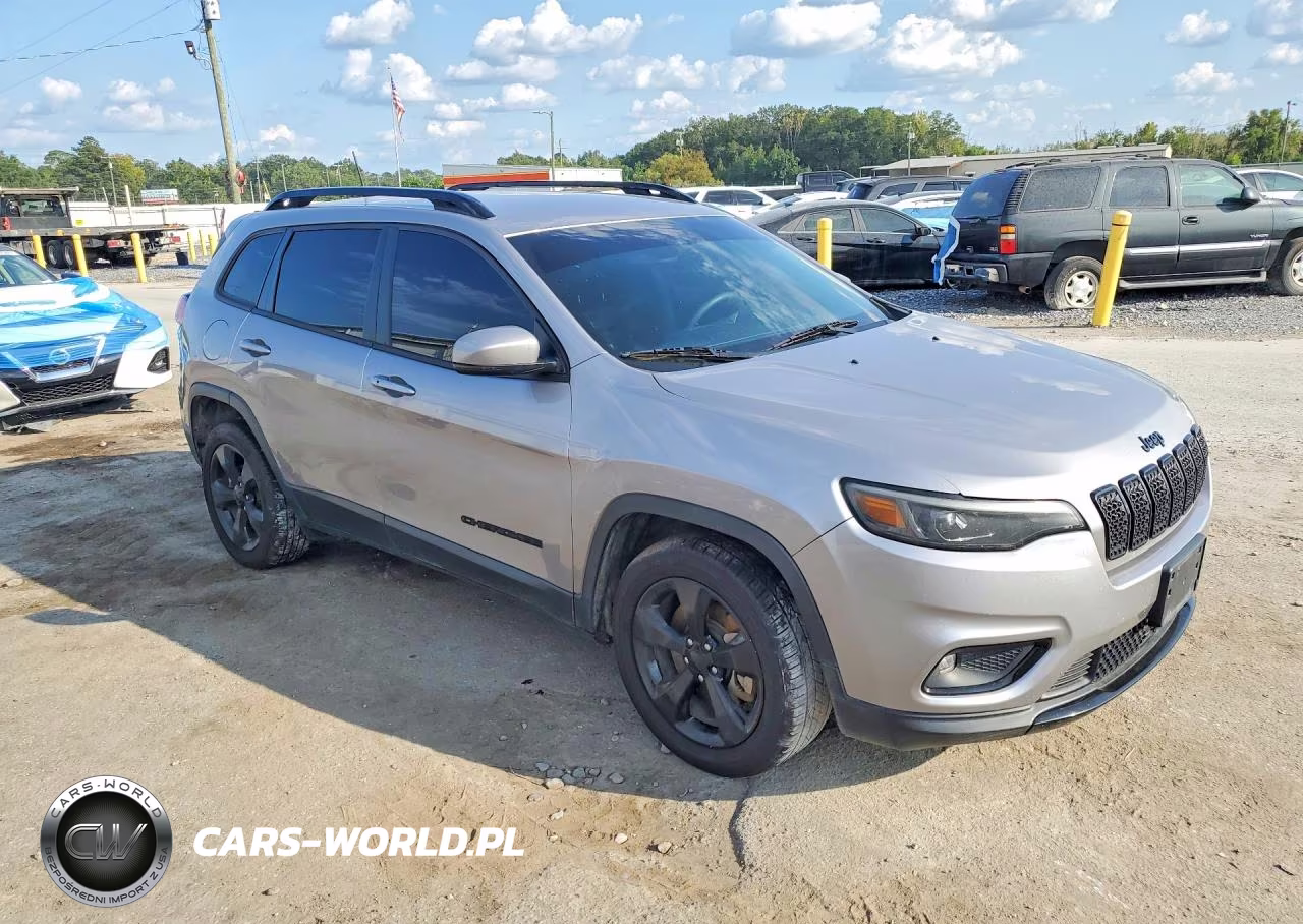 2021 Jeep Cherokee Latitude Plus VIN:1C4PJLLB8MD208653 - 4