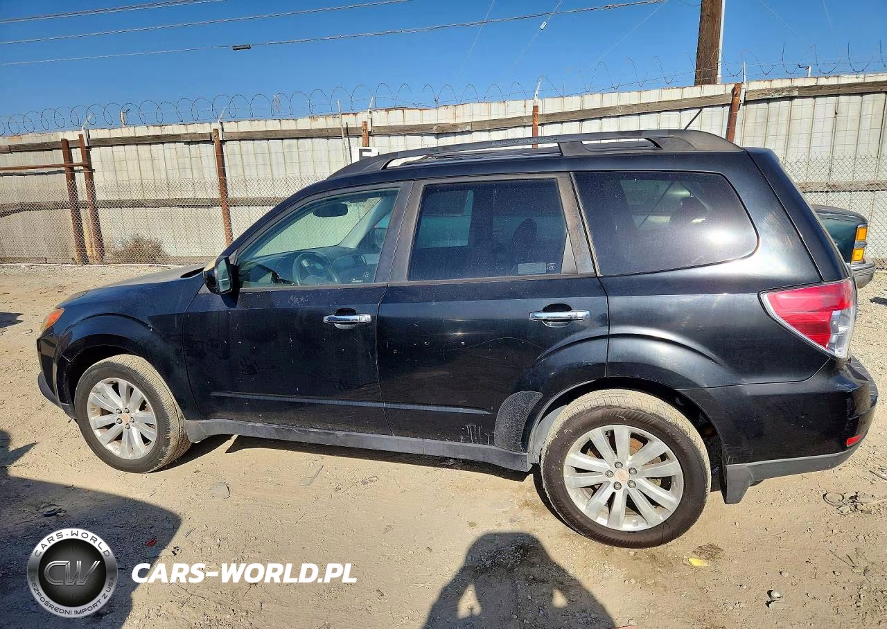 2012 Subaru Forester 2.5X Premium VIN:JF2SHADC4CH446977 - 2