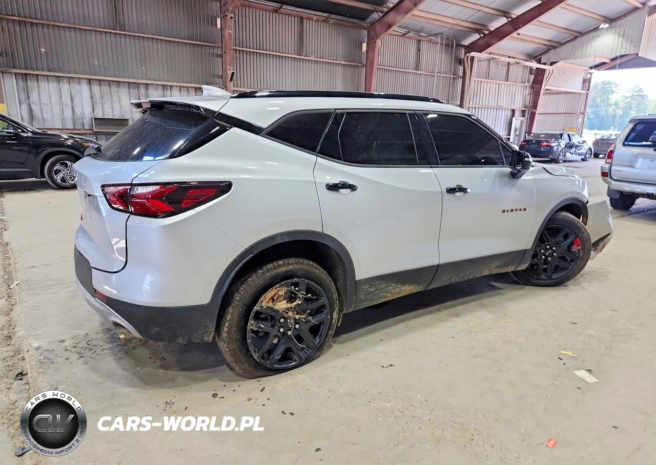 2020 Chevrolet Blazer 2Lt VIN:3GNKBCRS9LS654623 - 3