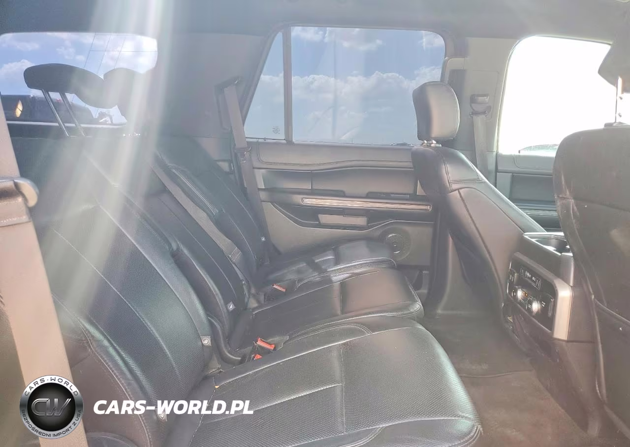 2018 Ford Expedition Xlt VIN:1FMJU1HTXJEA17949 - 11
