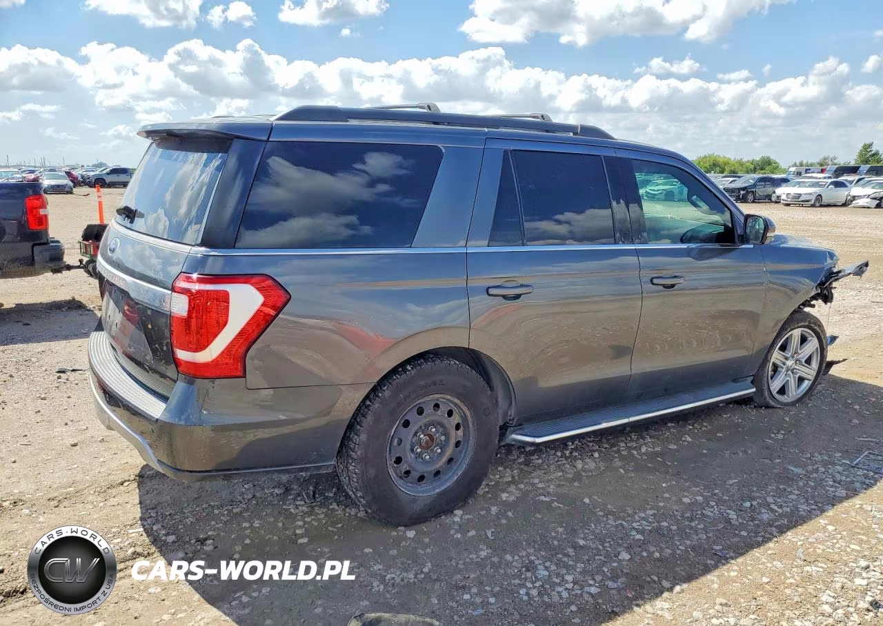 2018 Ford Expedition Xlt VIN:1FMJU1HTXJEA17949 - 3