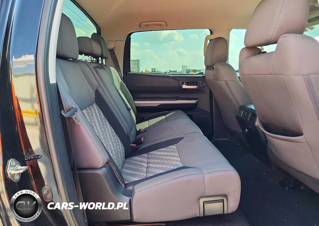2019 Toyota Tundra Sr5 VIN:5TFDY5F12KX797059 - 10