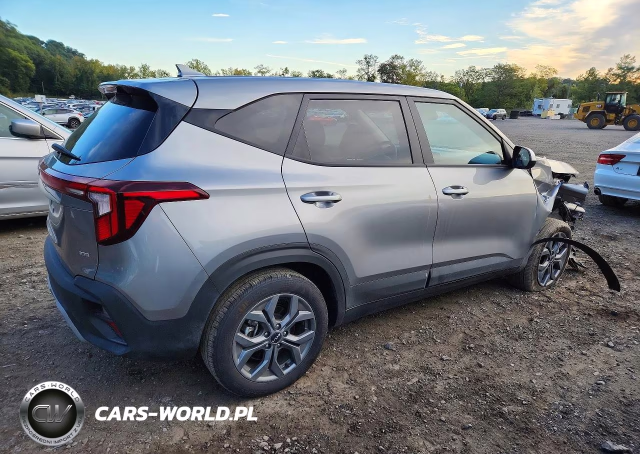 2026 Kia Seltos Lx VIN:KNDEPCAA6T7916512 - 3