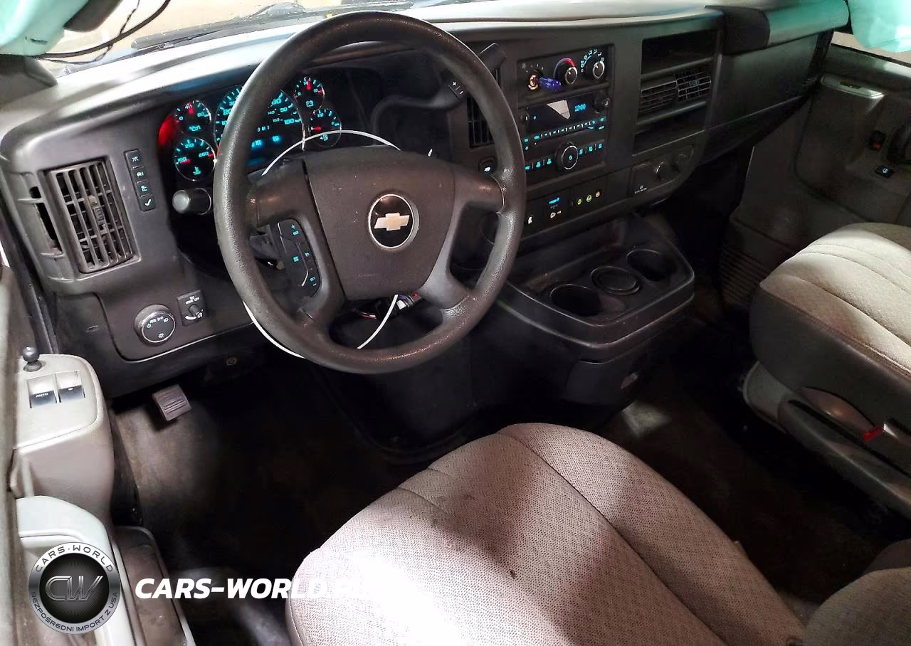 2017 Chevrolet Express G3500 Lt VIN:1GAZGPFGXH1216940 - 8