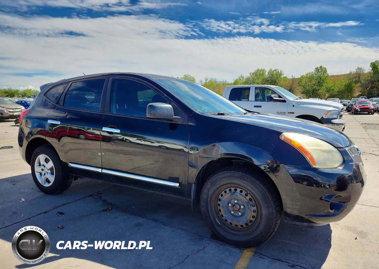 2012 Nissan Rogue S VIN:JN8AS5MV2CW363939 - 4