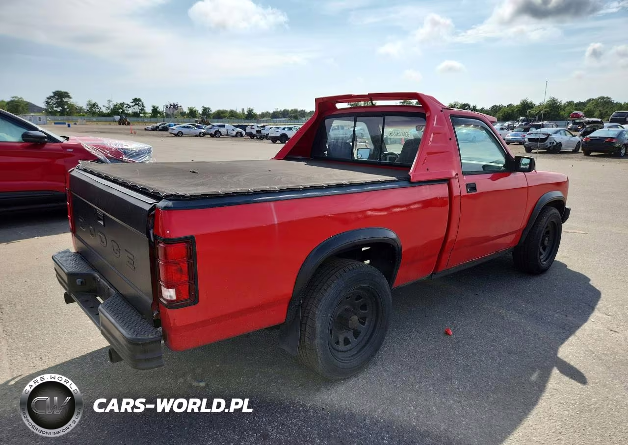 1990 Dodge Dakota Sport VIN:1B7FL66X2LS624318 - 3