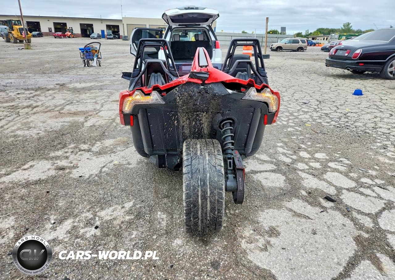 2016 Polaris Slingshot Sl VIN:57XAAPFA4G7117647 - 6
