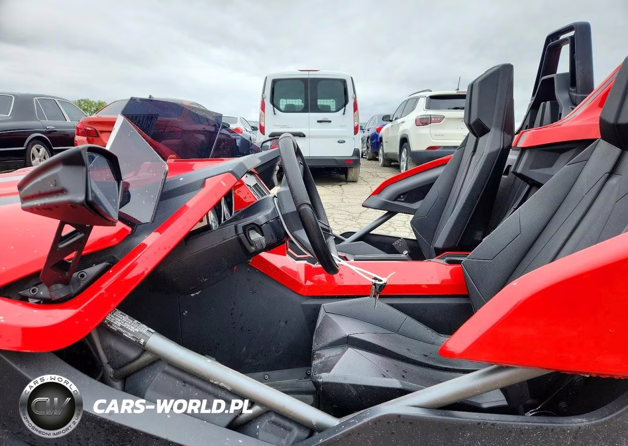 2016 Polaris Slingshot Sl VIN:57XAAPFA4G7117647 - 7