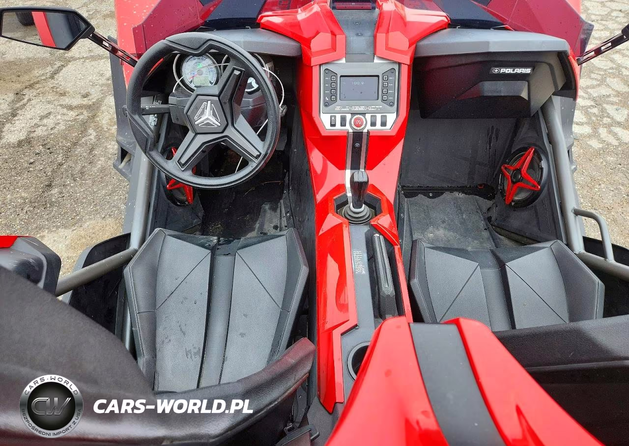 2016 Polaris Slingshot Sl VIN:57XAAPFA4G7117647 - 8