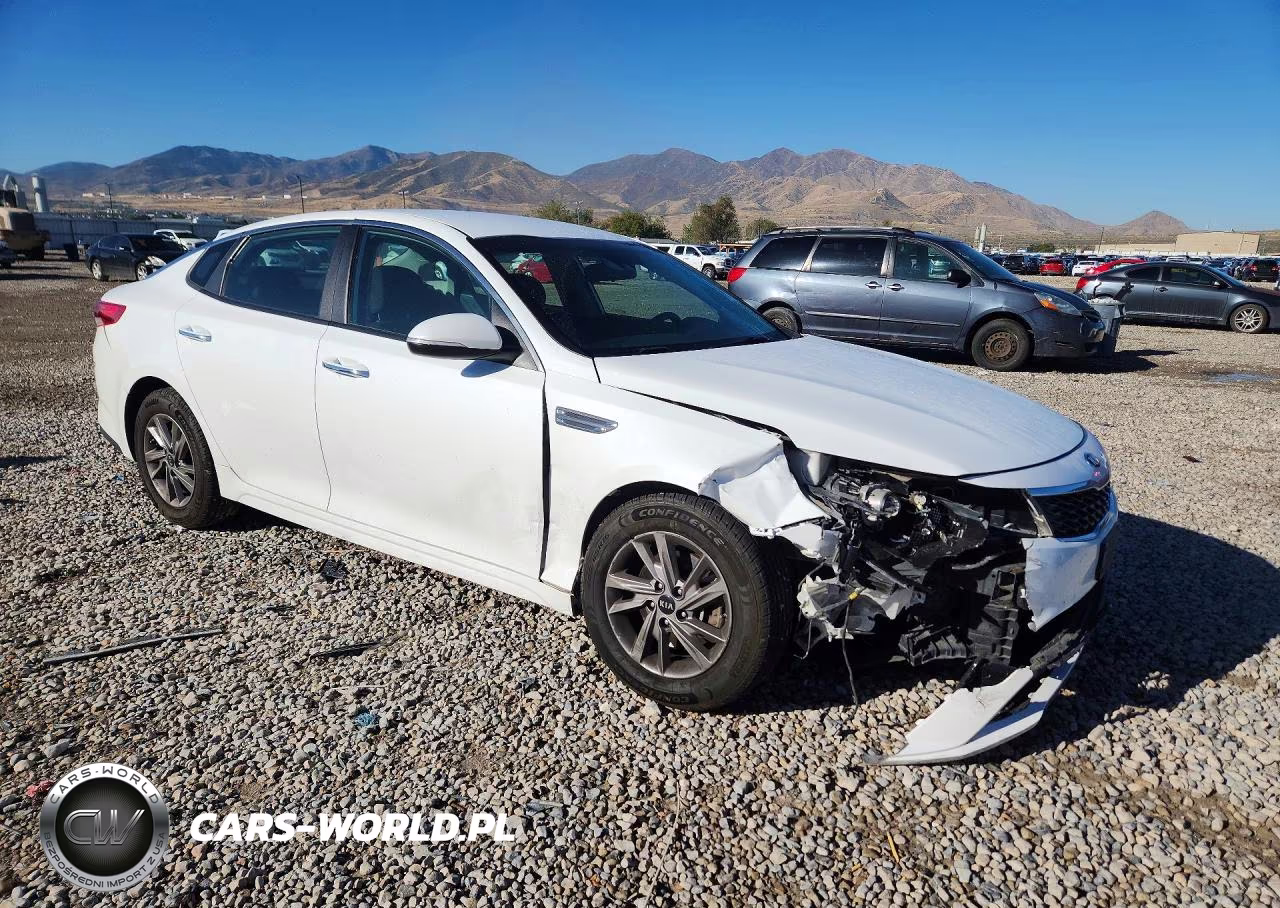 2020 Kia Optima Lx VIN:5XXGT4L36LG418682 - 4