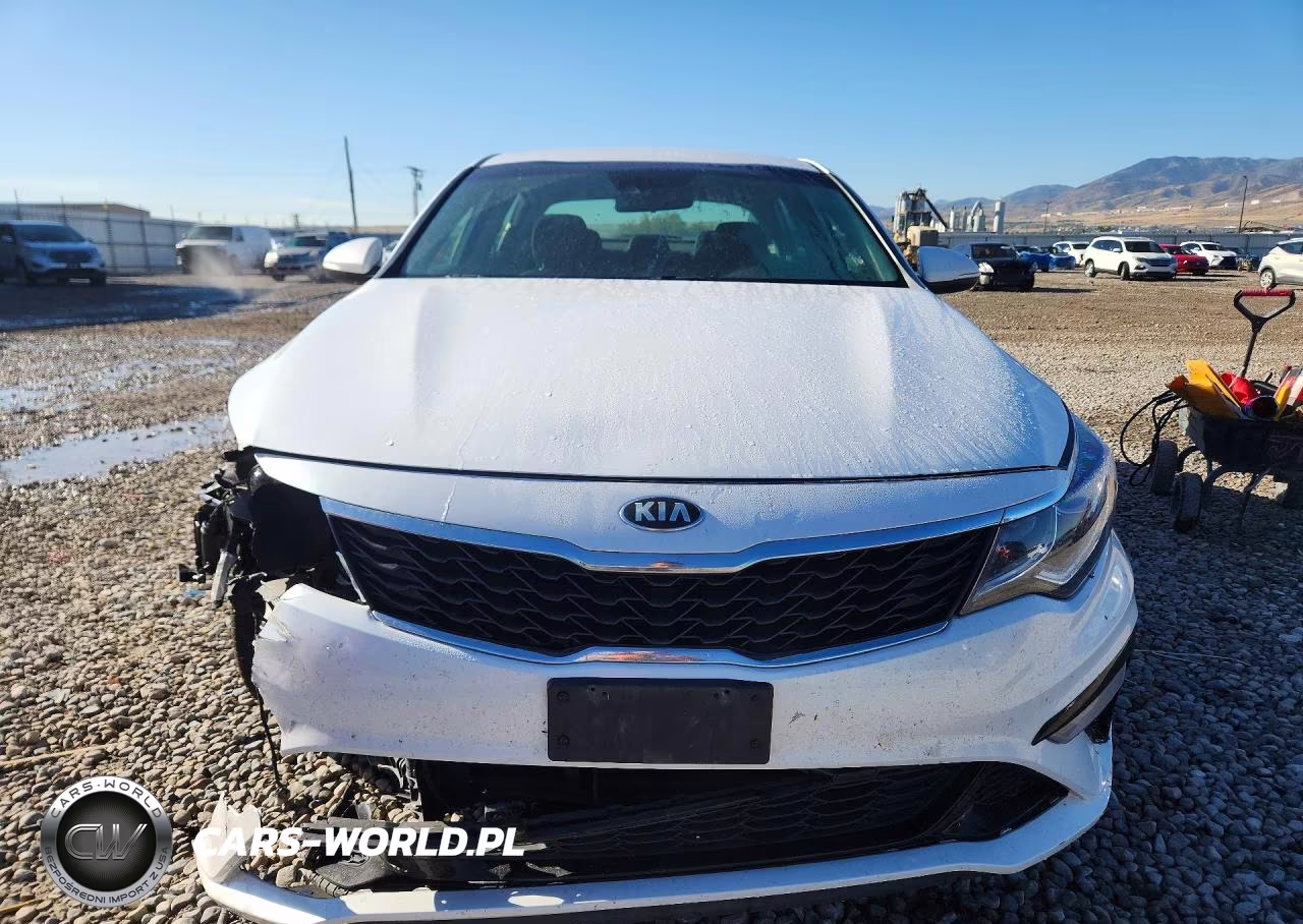 2020 Kia Optima Lx VIN:5XXGT4L36LG418682 - 5