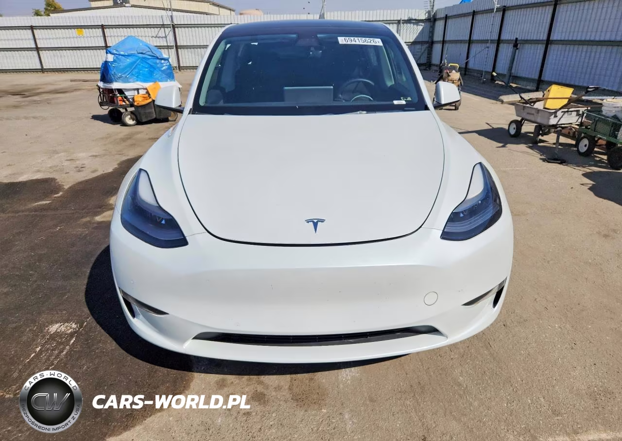 2022 Tesla Model Y VIN:7SAYGDEF7NF410230 - 5