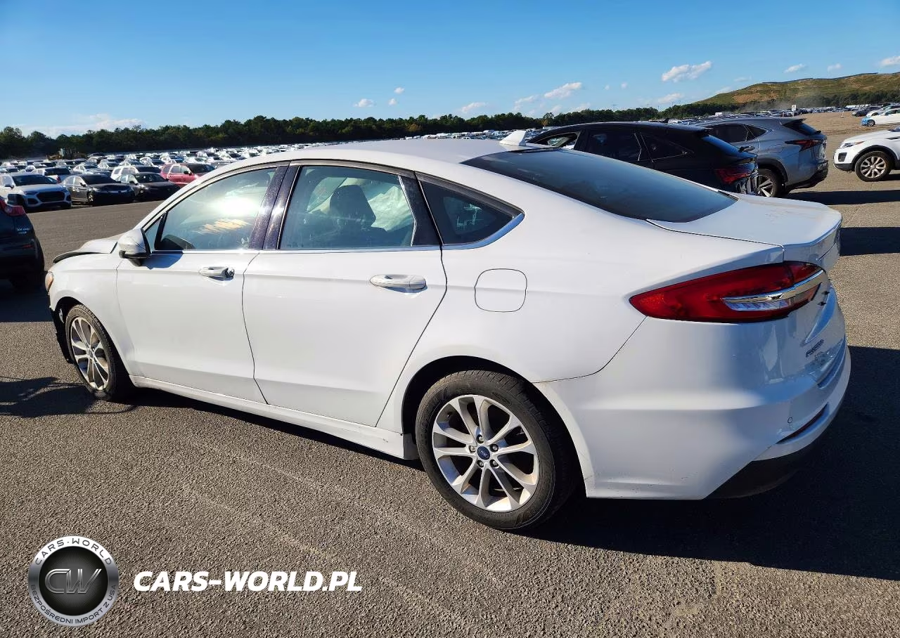 2020 Ford Fusion Se VIN:3FA6P0HD1LR135897 - 2