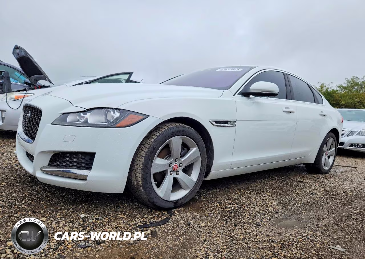 2018 Jaguar Xf
