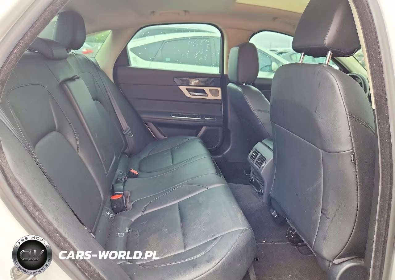 2018 Jaguar Xf VIN:SAJBR4FX1JCY69492 - 10