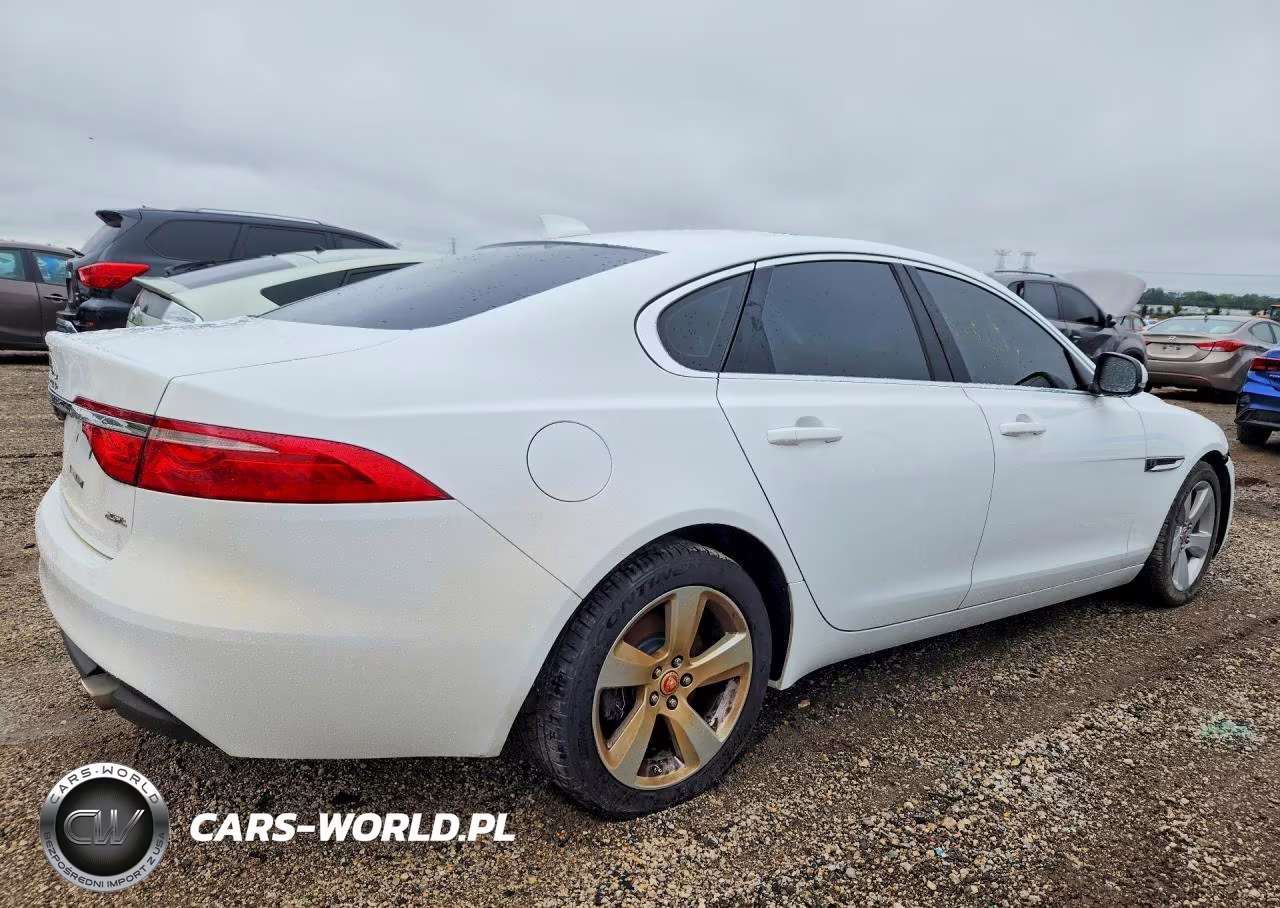 2018 Jaguar Xf VIN:SAJBR4FX1JCY69492 - 3
