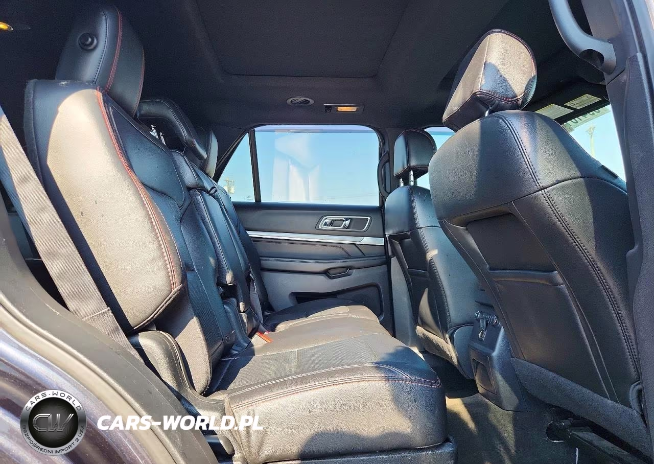 2017 Ford Explorer Sport VIN:1FM5K8GT5HGD62810 - 11
