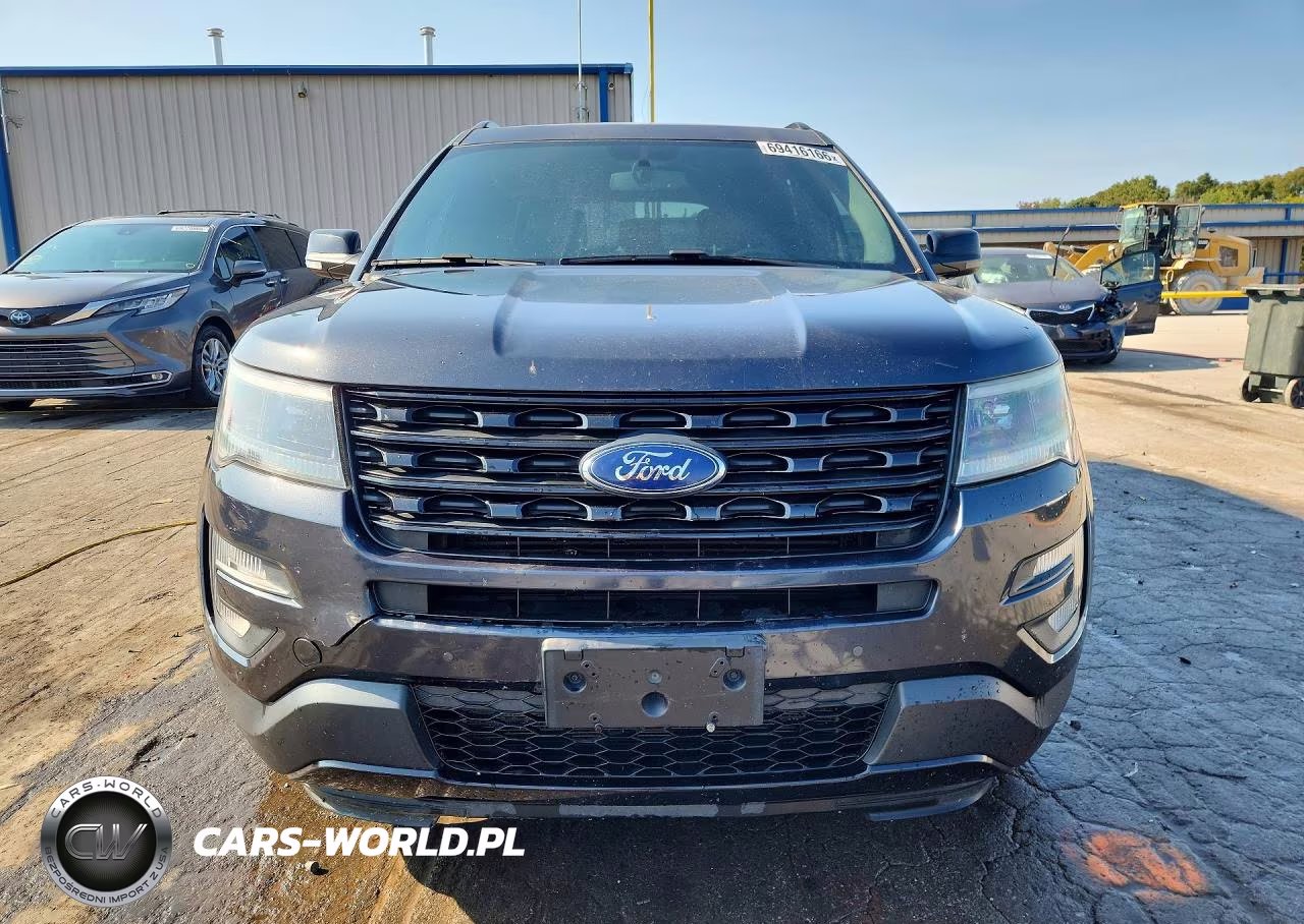 2017 Ford Explorer Sport VIN:1FM5K8GT5HGD62810 - 5