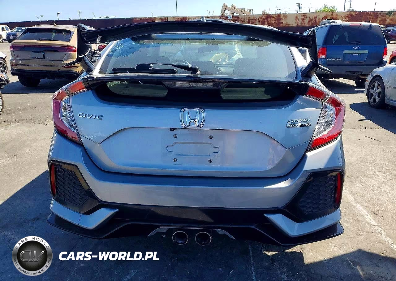 2017 Honda Civic Sport Touring VIN:SHHFK7H99HU425471 - 6