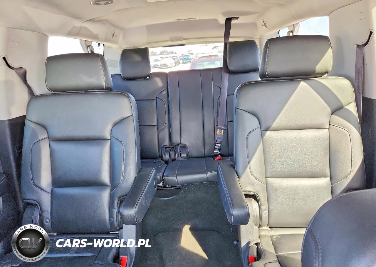 2016 Chevrolet Suburban C1500 Lt VIN:1GNSCHKC6GR402348 - 10