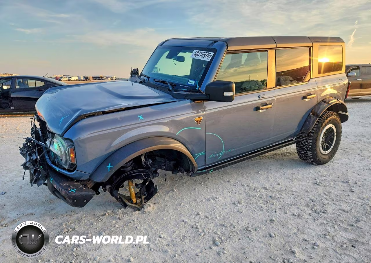 2023 Ford Bronco Base VIN:1FMEE5DP2PLB32998 - 1