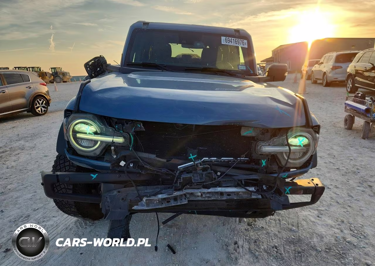 2023 Ford Bronco Base VIN:1FMEE5DP2PLB32998 - 5