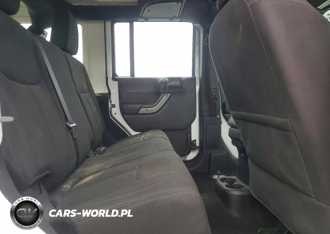 2015 Jeep Wrangler Unlimited Sport Rhd VIN:1C4BJWKG5FL652106 - 10