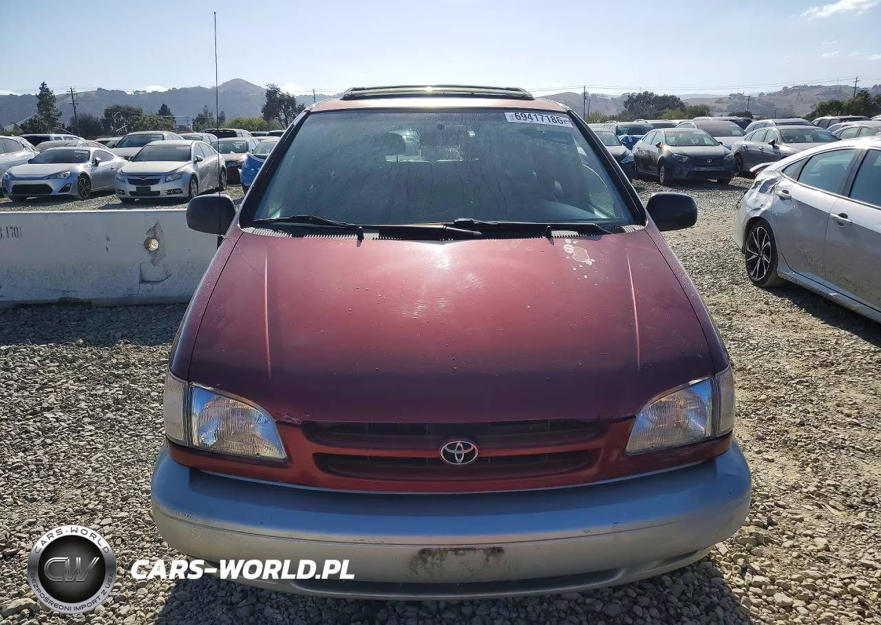 1999 Toyota Sienna Xle VIN:4T3ZF13C3XU125923 - 5
