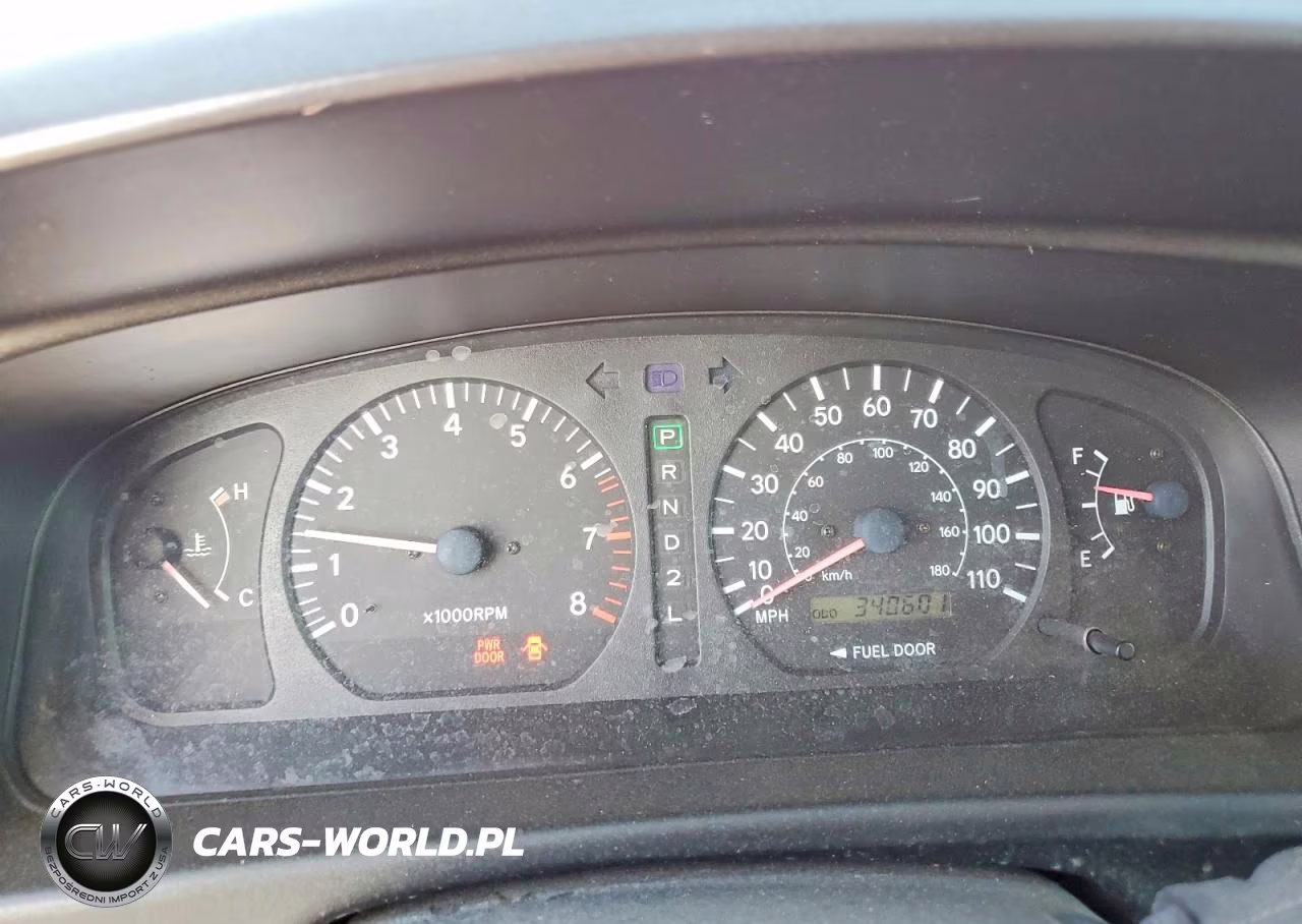 1999 Toyota Sienna Xle VIN:4T3ZF13C3XU125923 - 9
