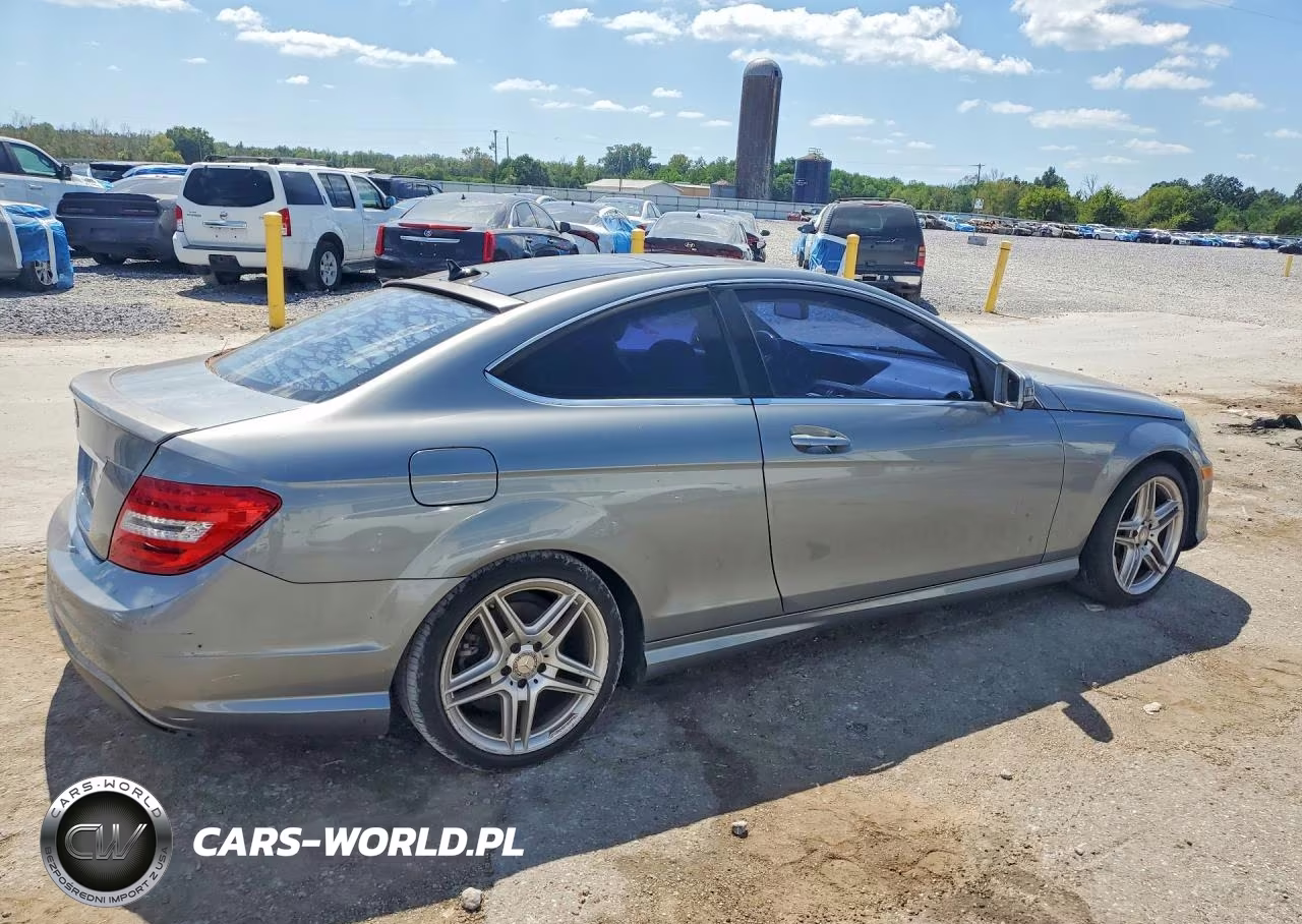 2013 Mercedes-Benz C 250 VIN:WDDGJ4HB9DG060046 - 3