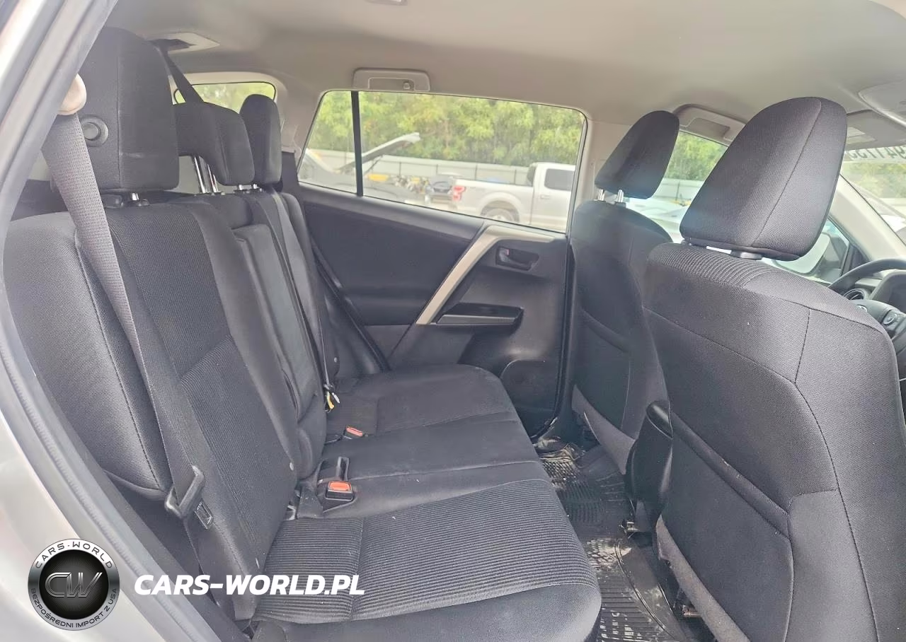 2018 Toyota Rav4 Le VIN:2T3BFREV0JW707998 - 11