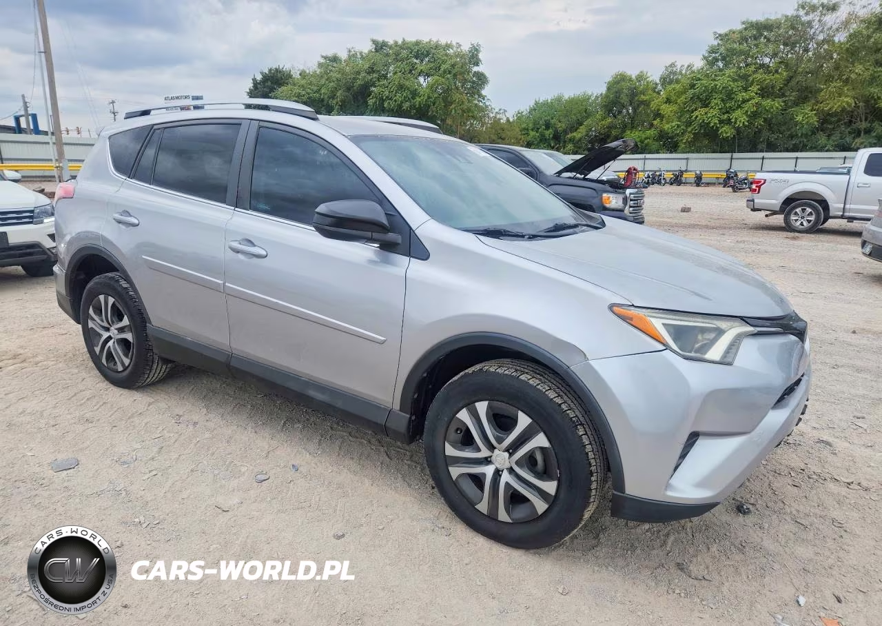 2018 Toyota Rav4 Le VIN:2T3BFREV0JW707998 - 4
