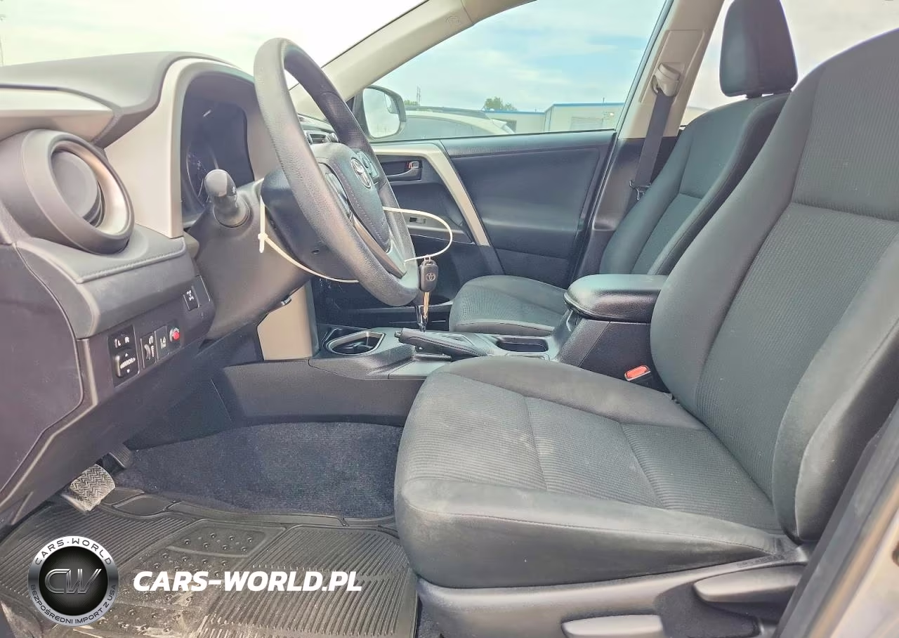 2018 Toyota Rav4 Le VIN:2T3BFREV0JW707998 - 7