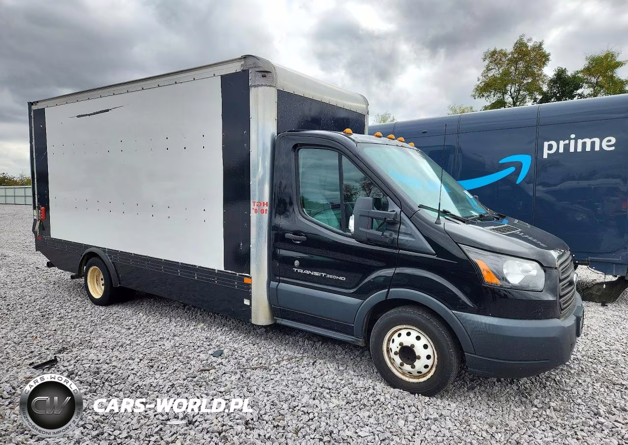 2017 Ford Transit Box Truck VIN:1FDBF9ZM5HKB57780 - 4