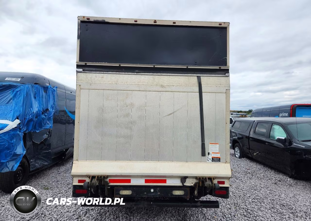 2017 Ford Transit Box Truck VIN:1FDBF9ZM5HKB57780 - 6