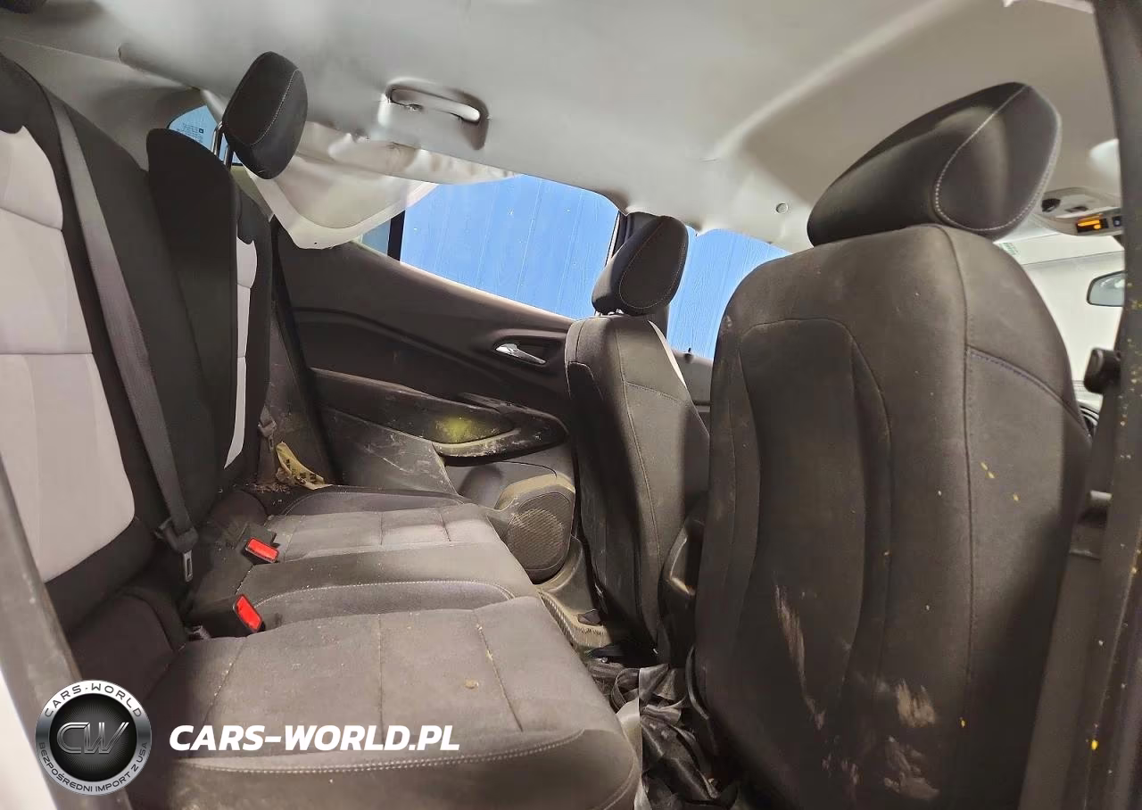 2025 Chevrolet Trax Ls VIN:KL77LFEPXSC199197 - 11