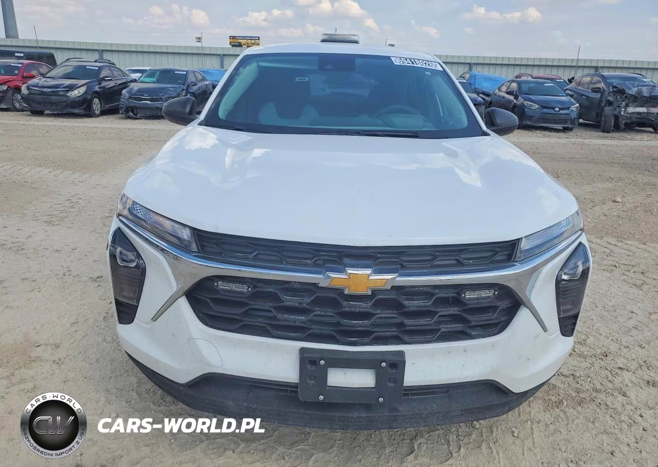 2025 Chevrolet Trax Ls VIN:KL77LFEPXSC199197 - 5