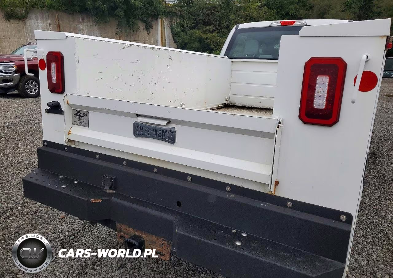 2018 Ford F350 Super Duty VIN:1FD8W3B69JEB92104 - 10
