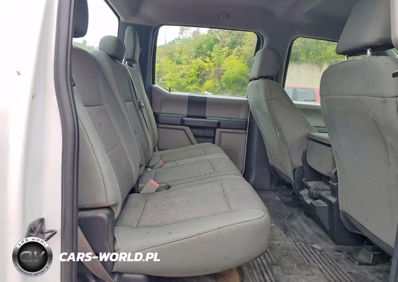 2018 Ford F350 Super Duty VIN:1FD8W3B69JEB92104 - 11