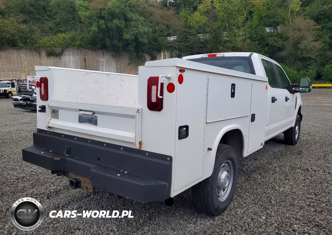2018 Ford F350 Super Duty VIN:1FD8W3B69JEB92104 - 3