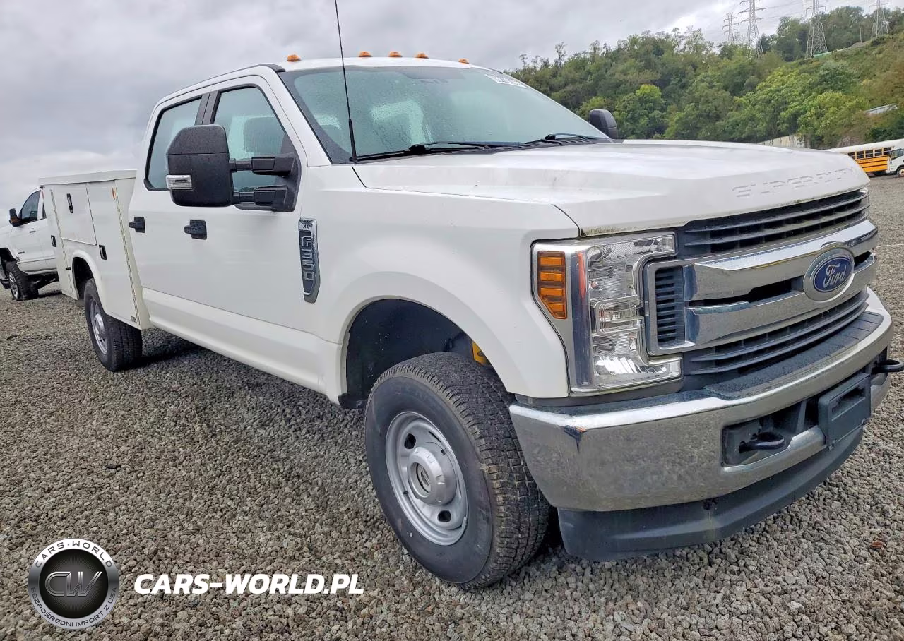 2018 Ford F350 Super Duty VIN:1FD8W3B69JEB92104 - 4