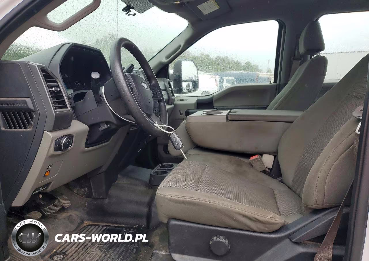 2018 Ford F350 Super Duty VIN:1FD8W3B69JEB92104 - 7