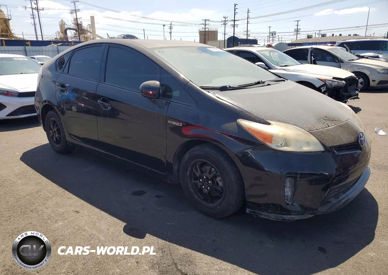 2015 Toyota Prius Two VIN:JTDKN3DU5F0482823 - 4